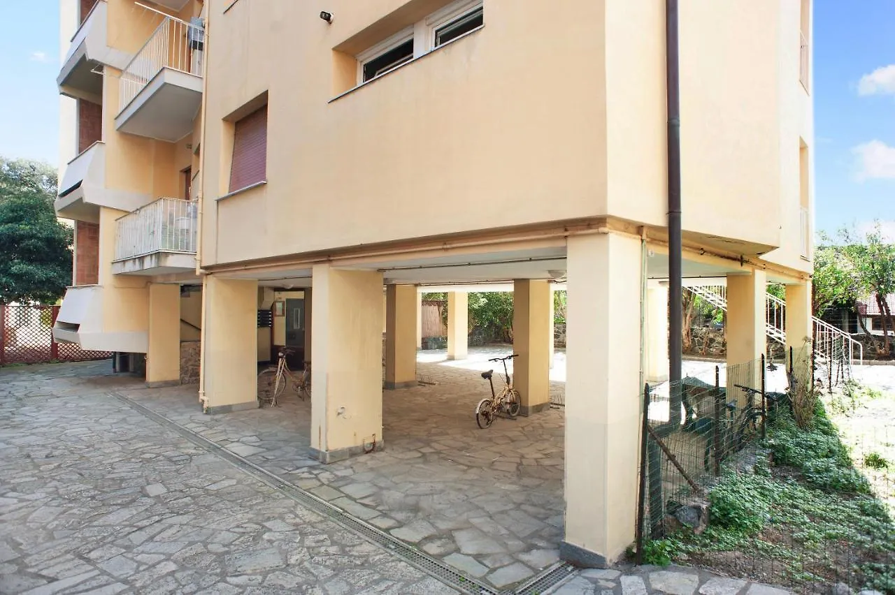 Casa Ireos Apartment Levanto
